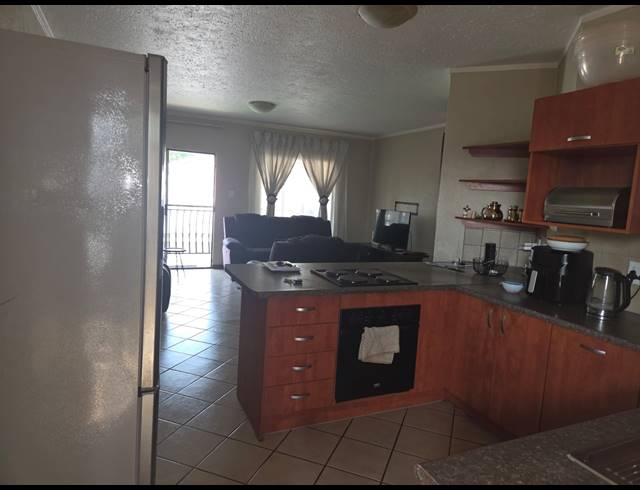 2 BEDROOM APARTMENT FOR SALE IN RUSTENBURG CENTRAL